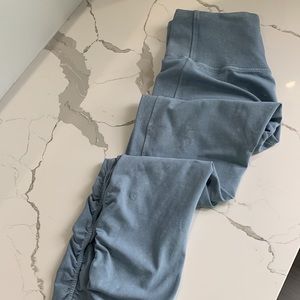 Lululemon scrunch leg legging.